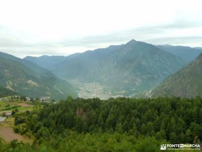 Andorra -- País de los Pirineos;volcanes en olot ruta alpujarras viajes fotos grupo senderismo alica